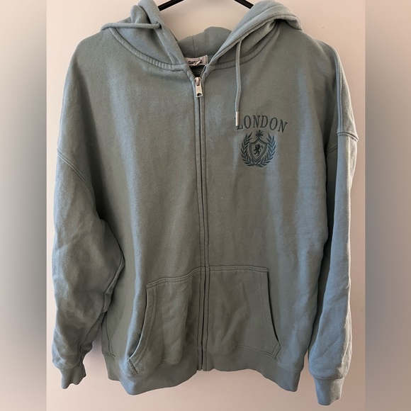 GARAGE ZIP UP - Picture 2 of 3